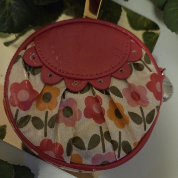 Vera Bradley Frill Floral Coin Purse Mini Pouch Red Scalloped Zip Case - Picture 2 of 7